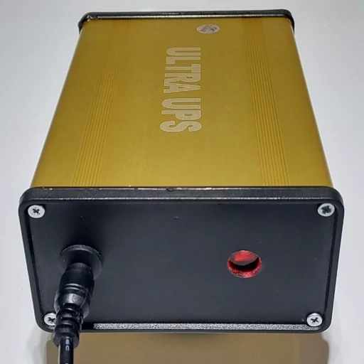 ups-card-reader-modem-12-volts-opposite